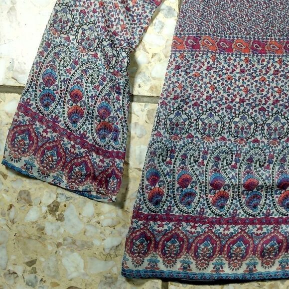 Bohemian Floral Paisley Printed Oversize Sheer Blouse Size Medium - Picture 3 of 9